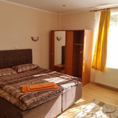 Hotel Felix Мунтеле Мук Екстериор снимка