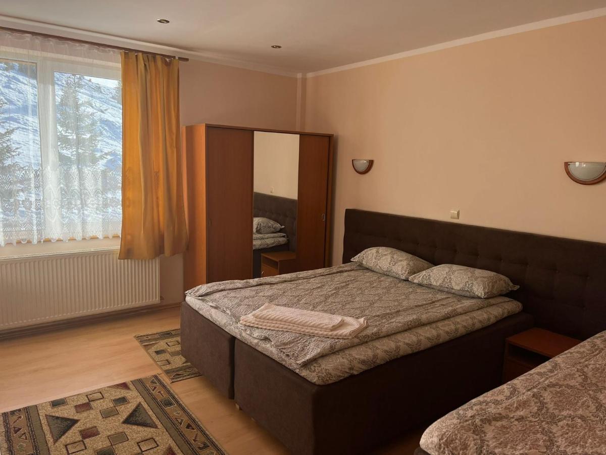Hotel Felix Мунтеле Мук Екстериор снимка