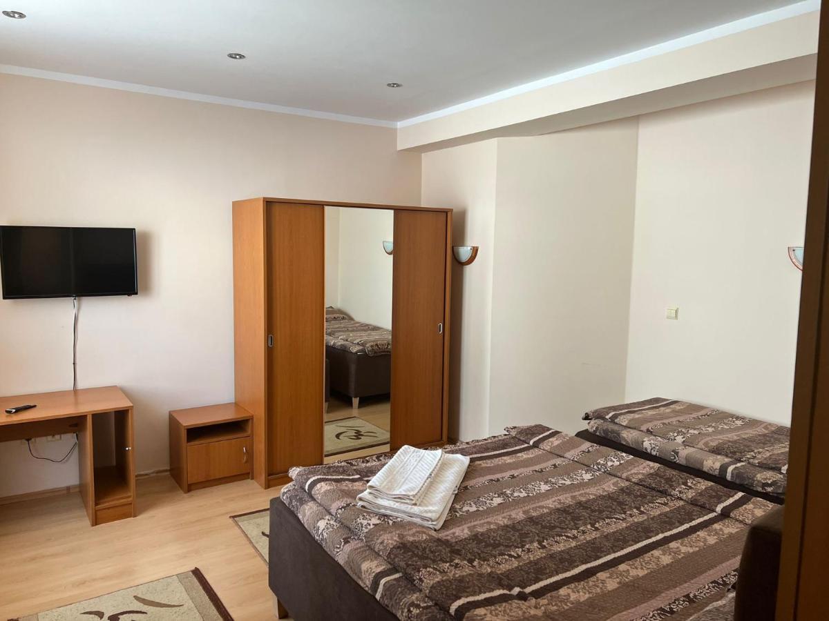 Hotel Felix Мунтеле Мук Екстериор снимка